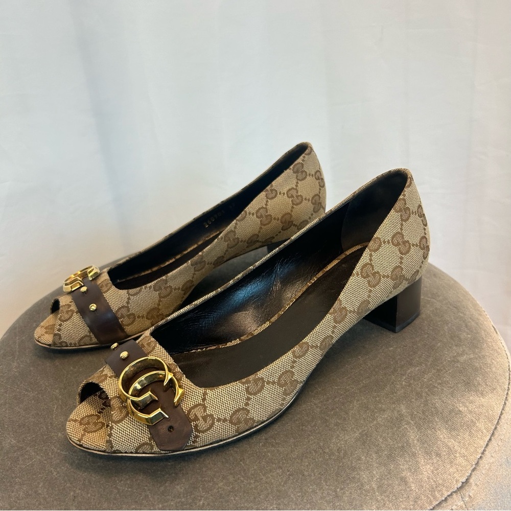 Gucci tan brown GG Lifford canvas flats Sz 39 - Picture 3 of 12